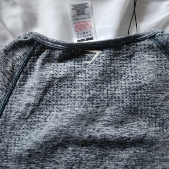 Gymshark Vital Seamless Short Sleeve Tee - Picture 7 of 7